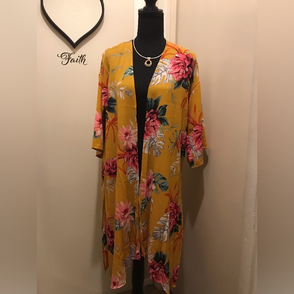 Auline Collection Other - Floral Yellow Kimono Cardigan Size Small